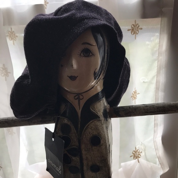 NWT vintage Animale open jacket/ cape with matching beret   One size fits most - Picture 4 of 12